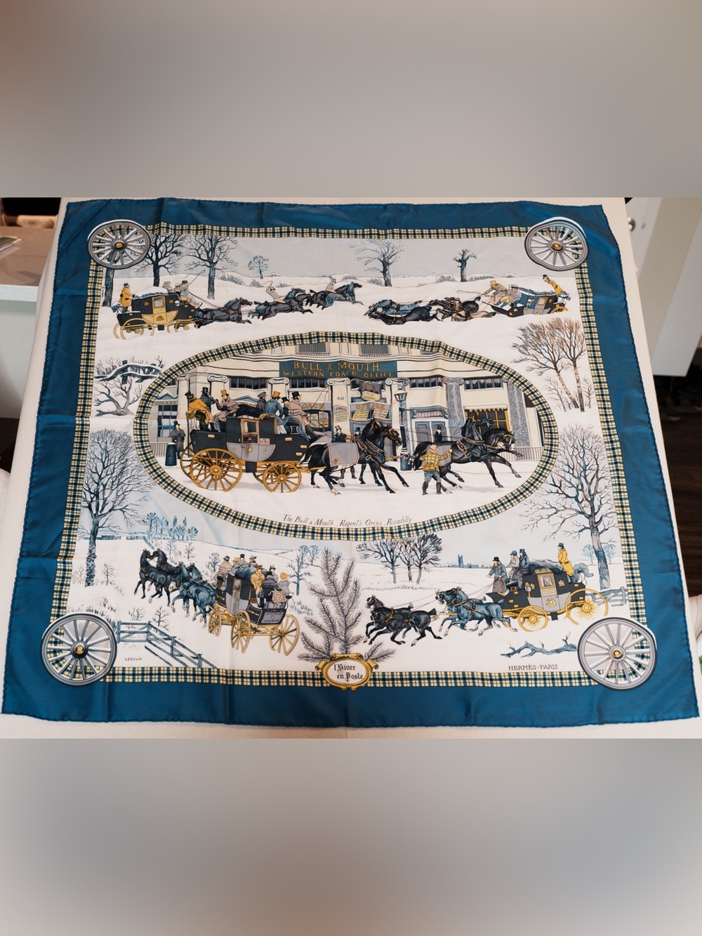 Hermès L'Hiver en Poste Silk Twill Scarf Carré 90 Navy Cream Winter Coach Motif